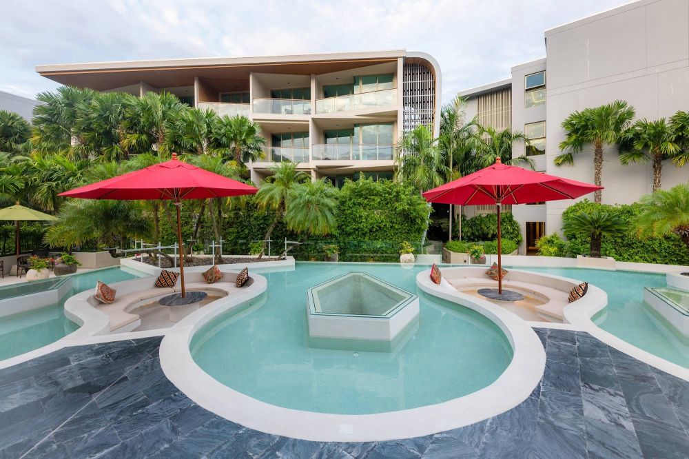 Wyndham Grand Nai Harn Beach Phuket 5*