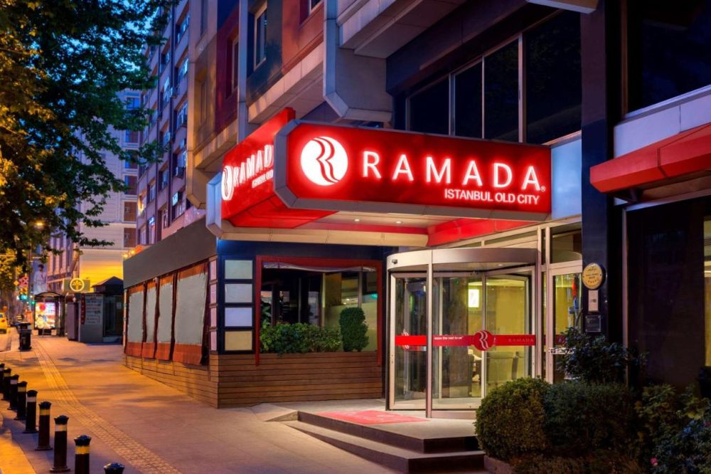 Ramada by Wyndham Istanbul Old City 4*