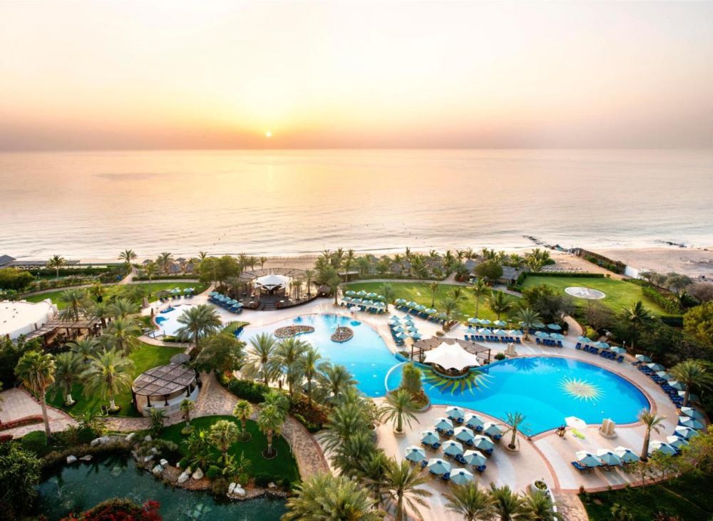 Le Meridien Al Aqah Beach Resort 5*