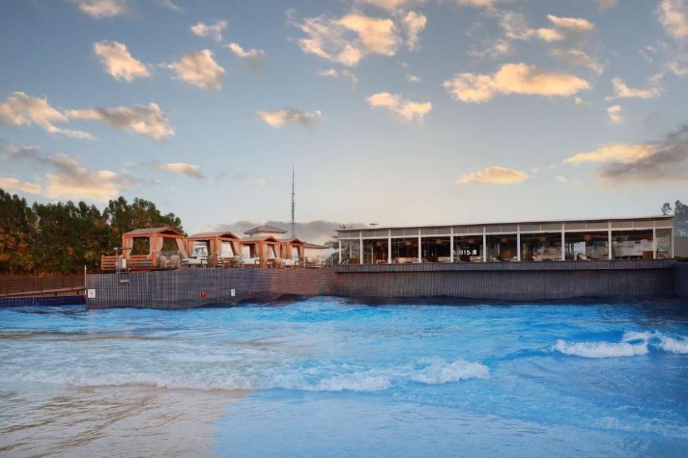 Radisson Blu Hotel & Resort Abu Dhabi Corniche (ex. Hilton Abu Dhabi) 5*