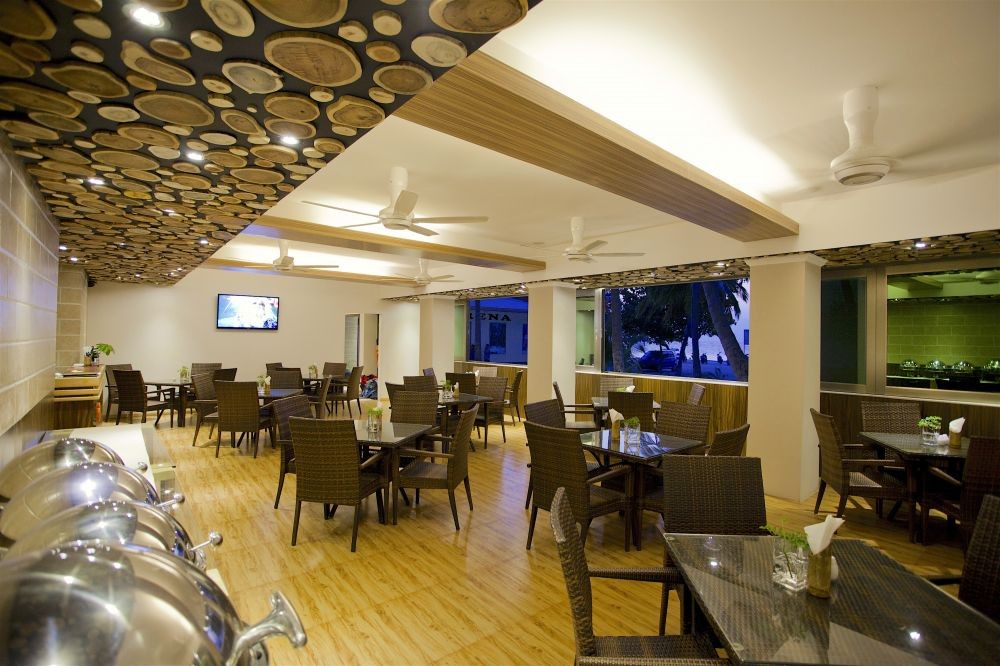 Kaani Beach Hotel 1*