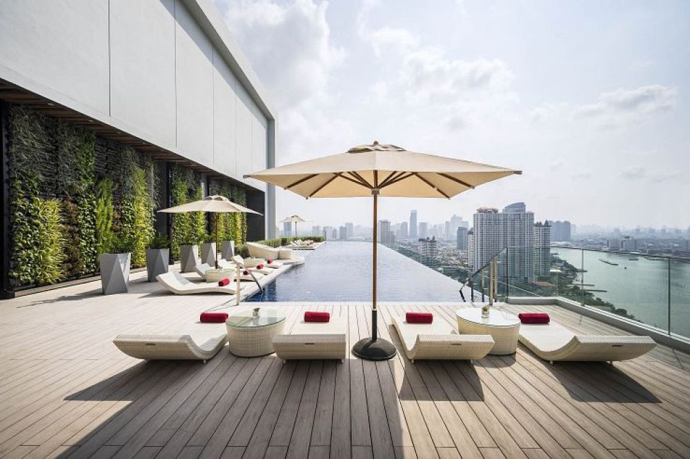 Avani+ Riverside Bangkok 5*