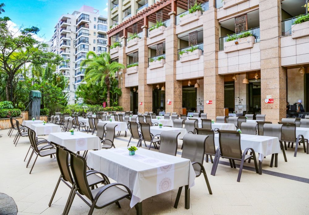 Four Seasons Ocean Courtyard 4*