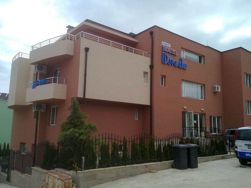 Diveda Family Hotel 1*