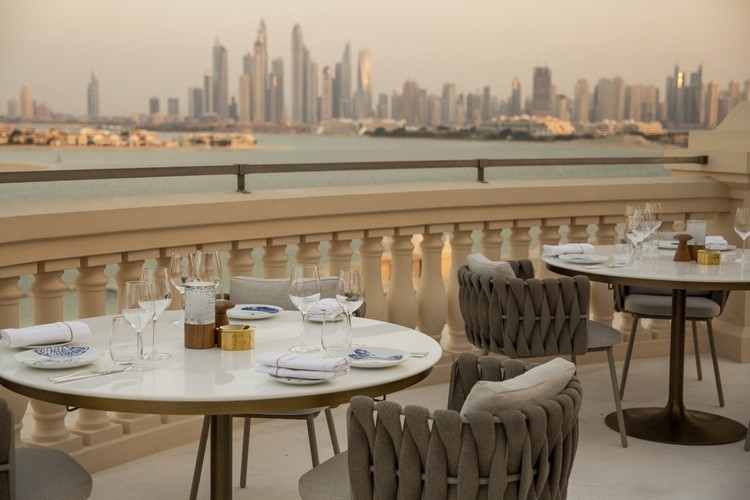 Raffles The Palm Dubai 5*