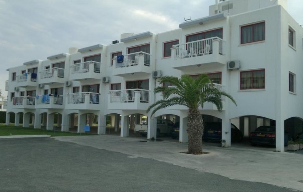 Androthea Hotel Apartments 3*