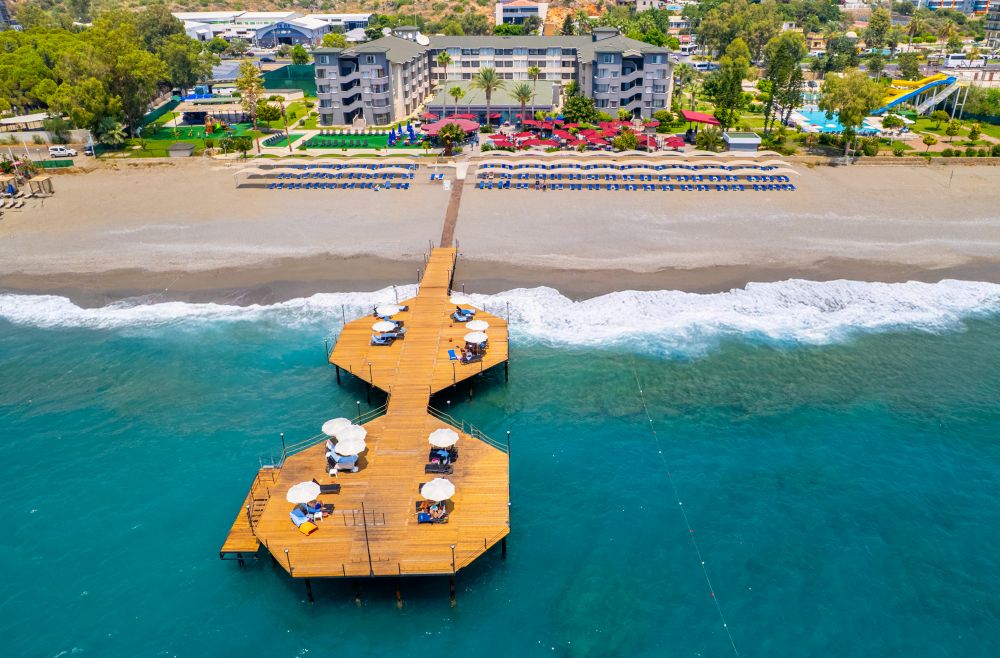 Taluyka Sunset Beach Hotel 4*