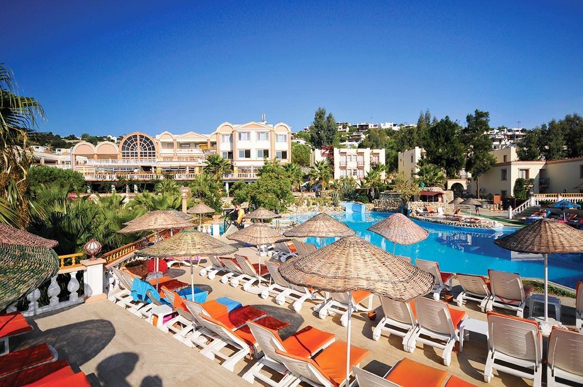 Phoenix Sun Hotel 4*