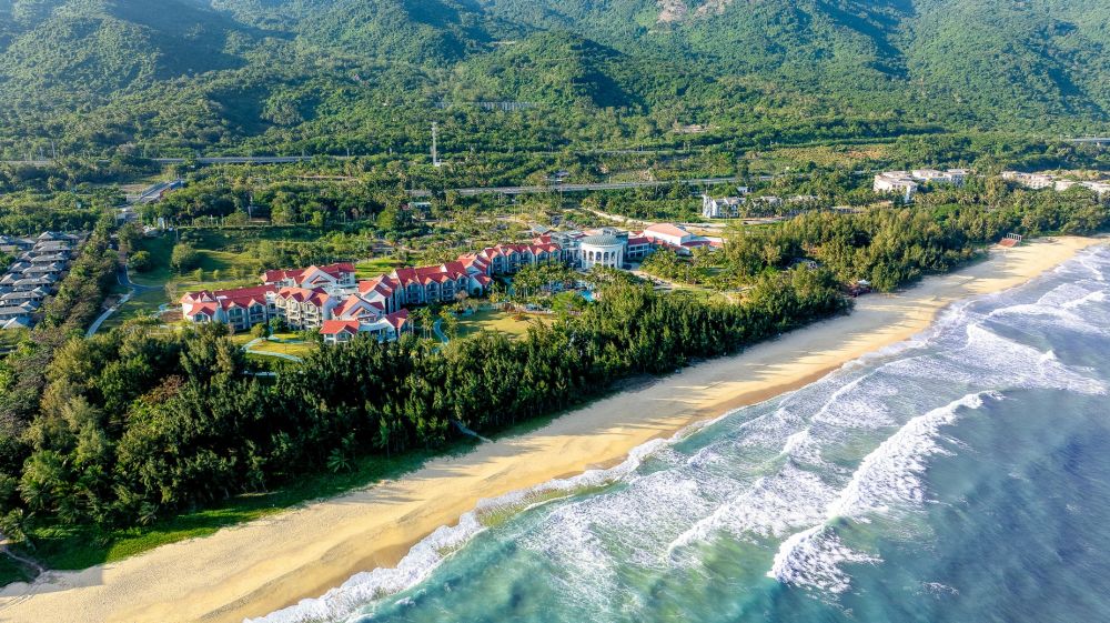 Holiday Inn Hainan Xiangshui Bay 5*