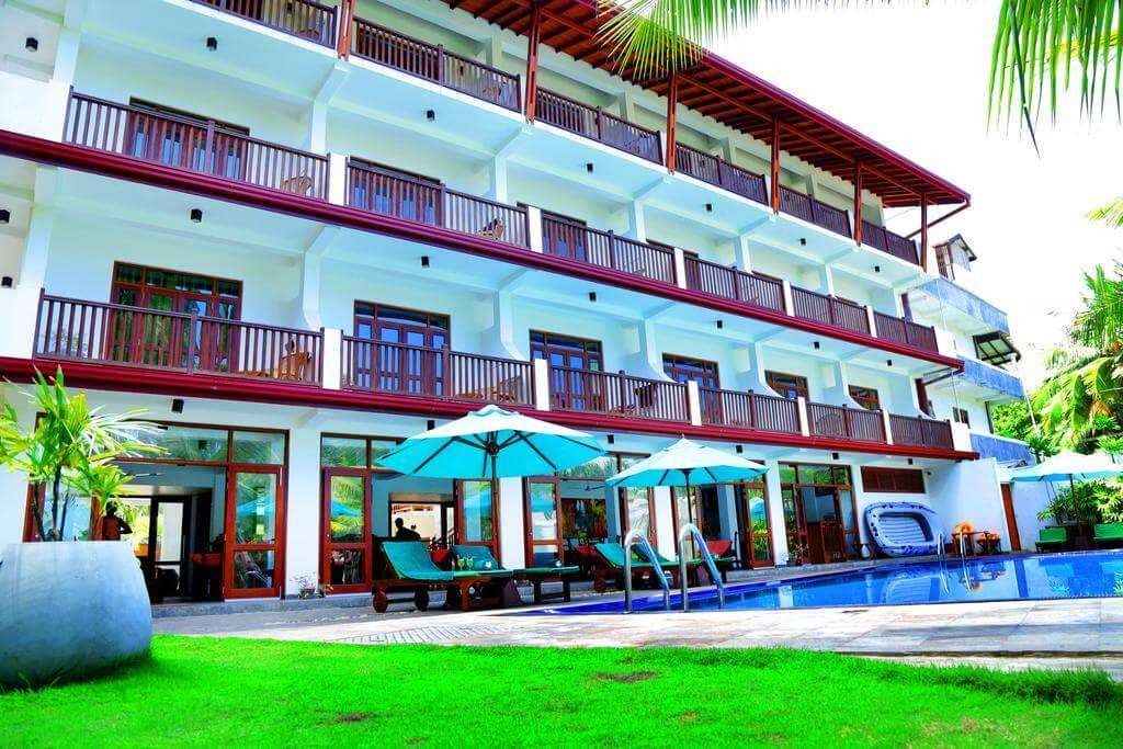 Rockside Beach Resort 4*