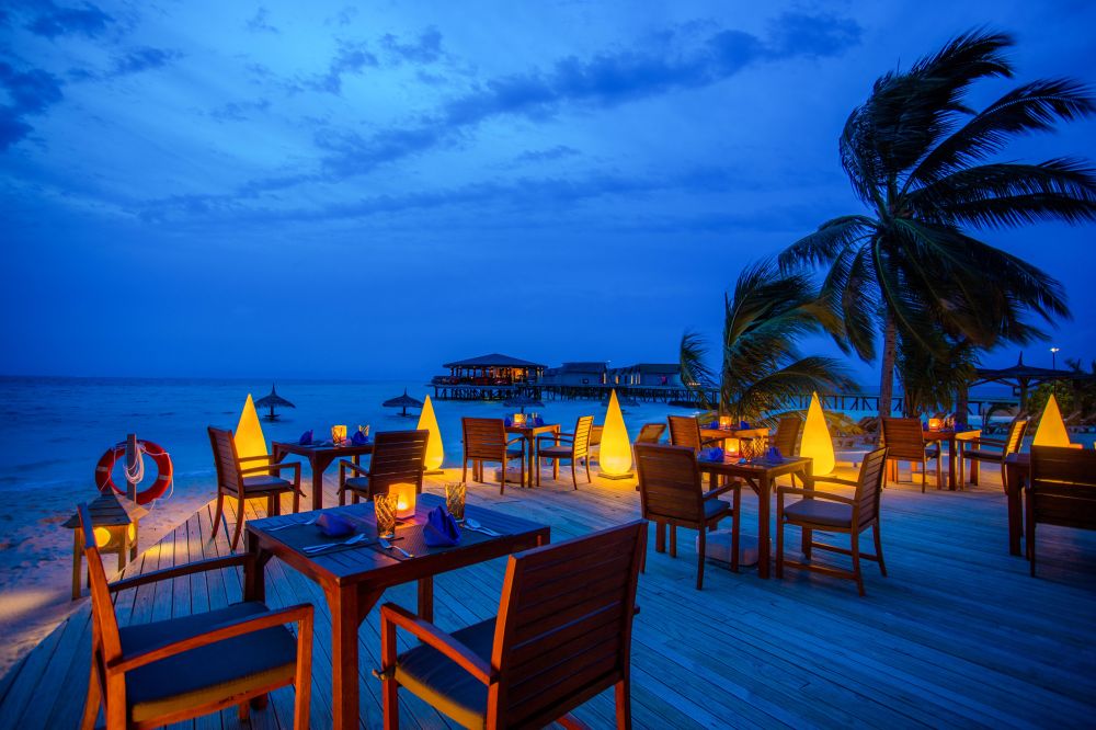 Centara Ras Fushi Resort | Adults Only 18+ 4*