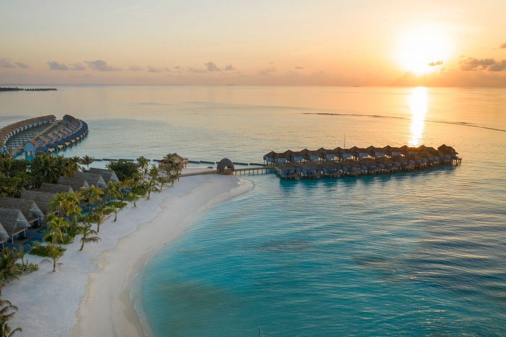 Outrigger Maldives Maafushivaru Resort (ex. Lti Maafushivaru Maldives) 5*