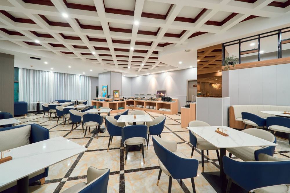 Sanya Yejing Lan'an Grand Hotel (Dadonghai Square Branch) 2+