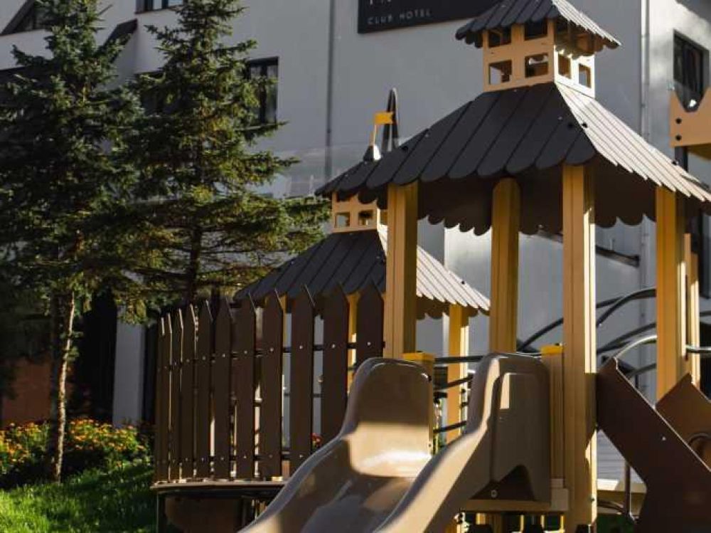 Yaremche Club Hotel 4*