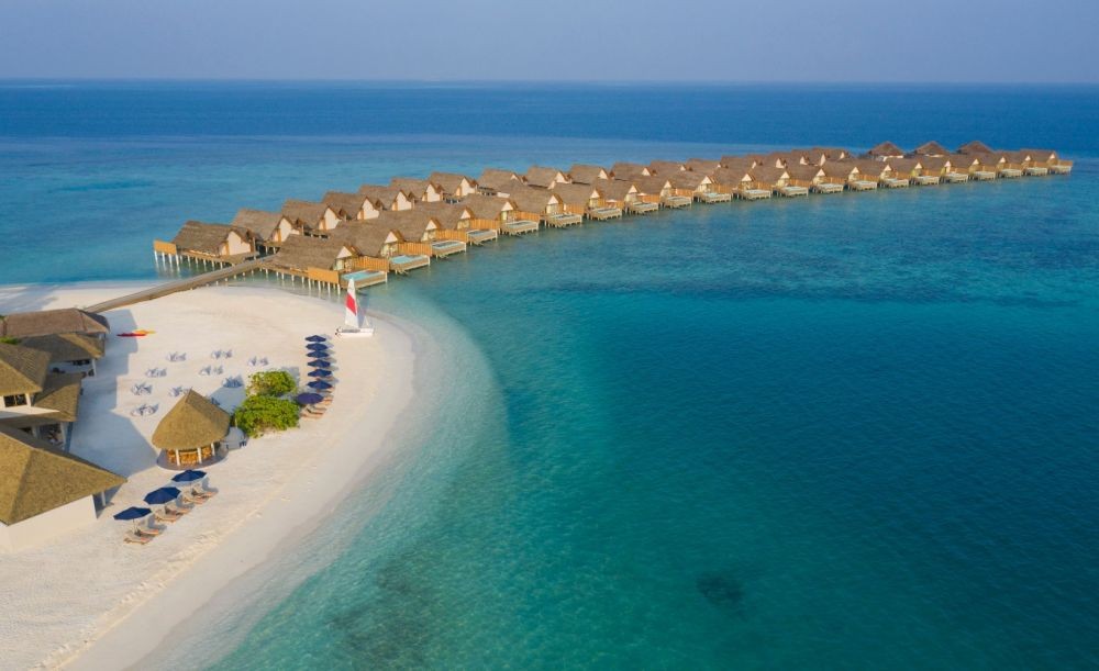 Emerald Faarufushi Resort & SPA 5*