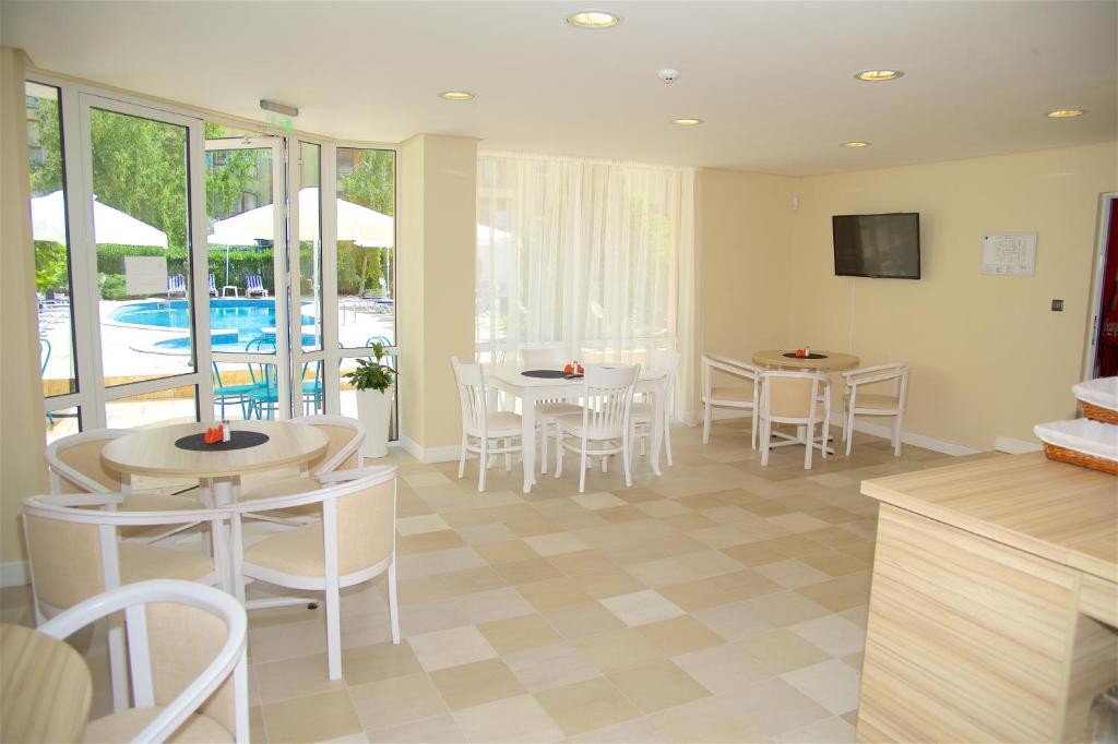 Sunny Residence Apart 3*