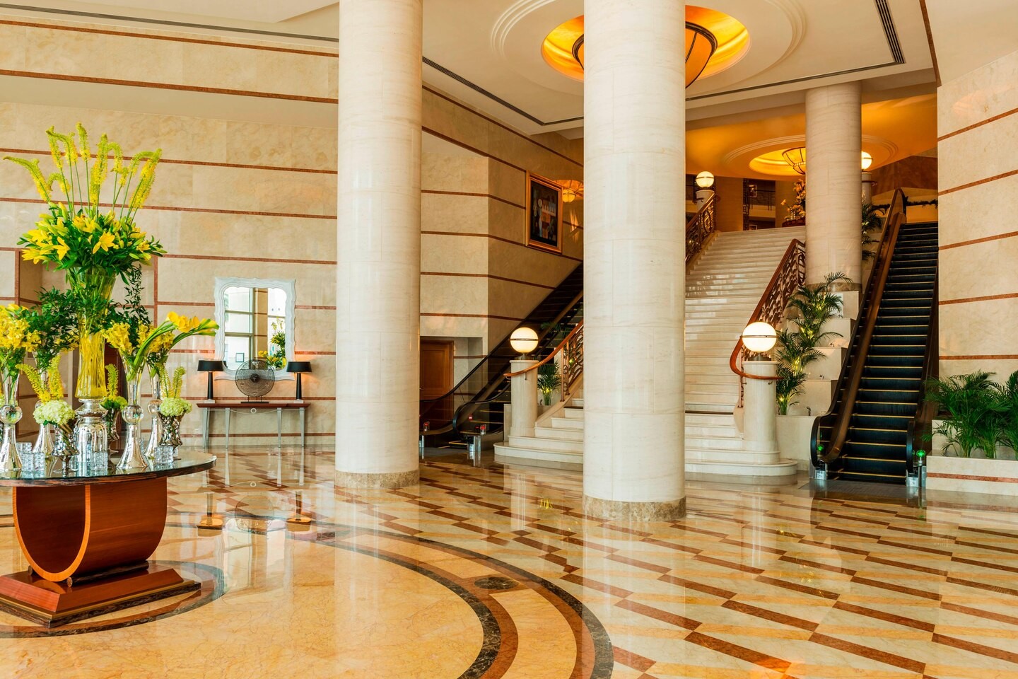 Sheraton Dubai Creek Hotel & Towers 5*