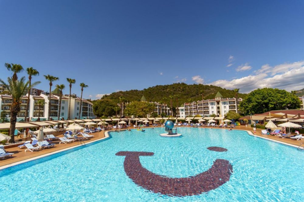 Tui Blue Pasha Bay 4*