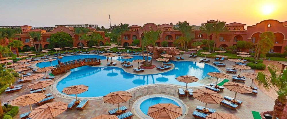 Charmillion Gardens Aqua Park 5*