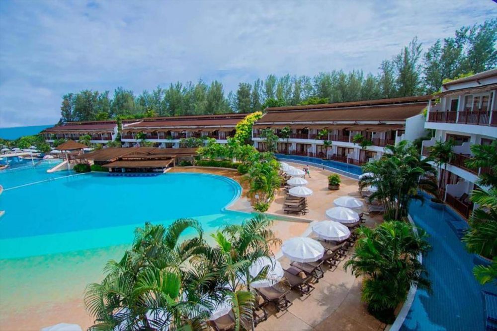 Arinara Beach Resort Phuket 4*