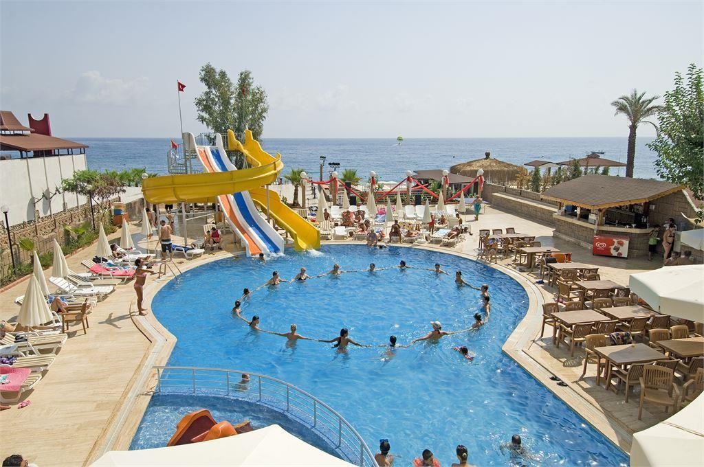 Club Hotel Sunbel 4*