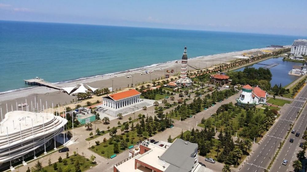 Grand Royal Aparthotel Batumi 