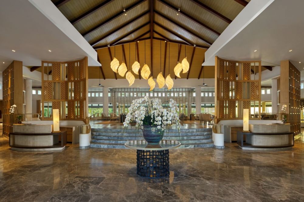 Phuket Marriott Resort & Spa Merlin Beach 5*