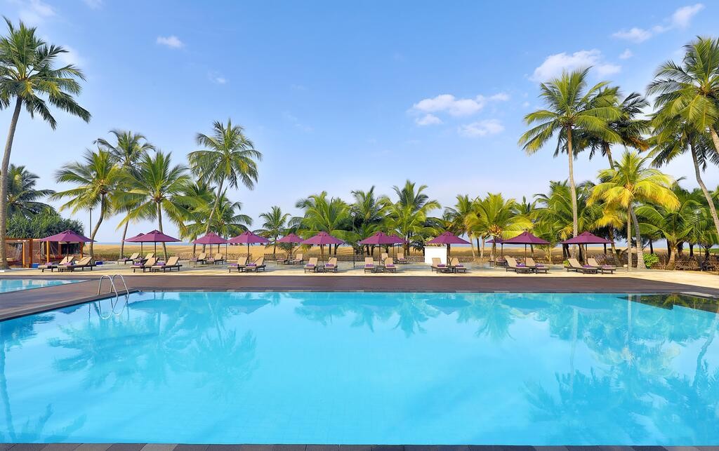 Avani Kalutara Resort 4*