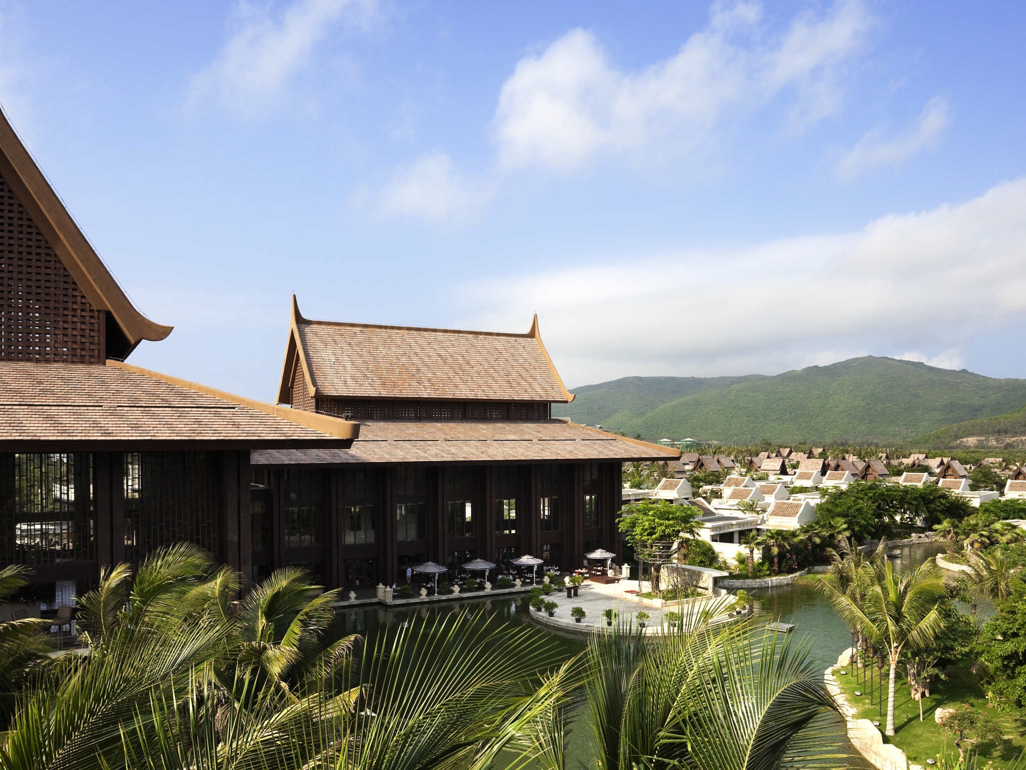 Pullman Sanya Yalong Bay Resort & Spa 5*