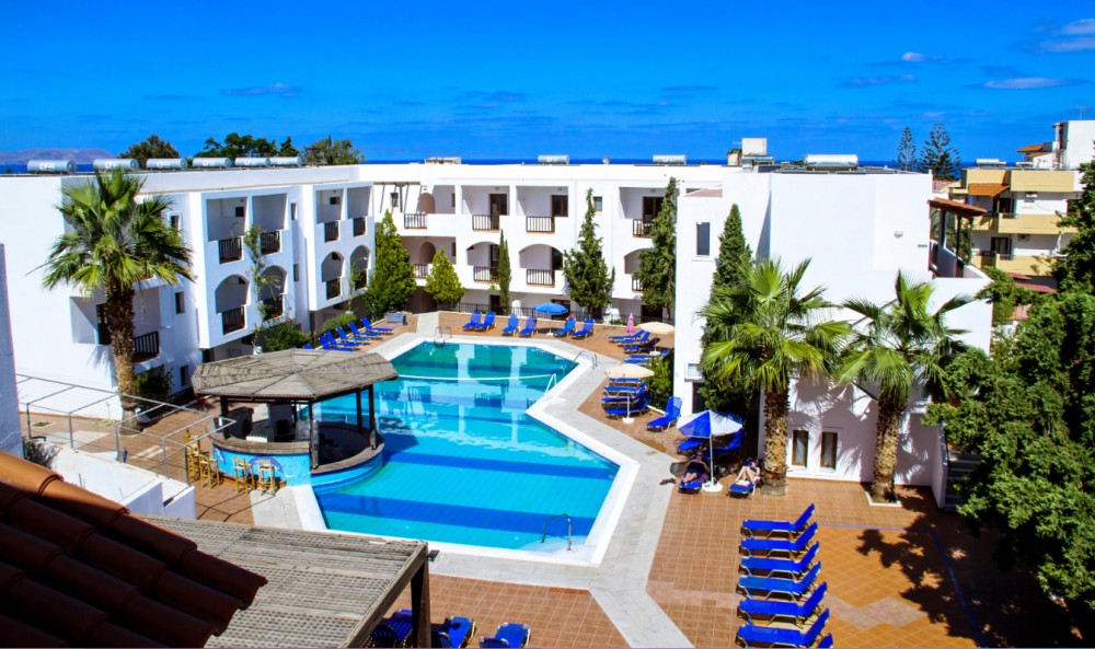 Club Lyda Hotel 3*