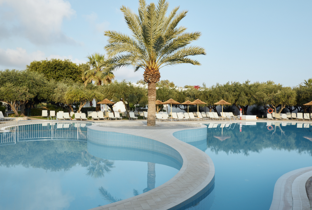 Alex Beach Hotel and Bungalows 4*