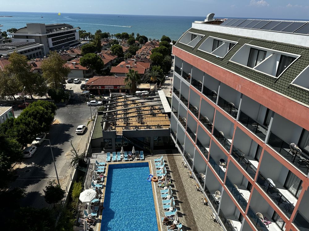 Side Golden Rock Hotel +16 Adult 4*