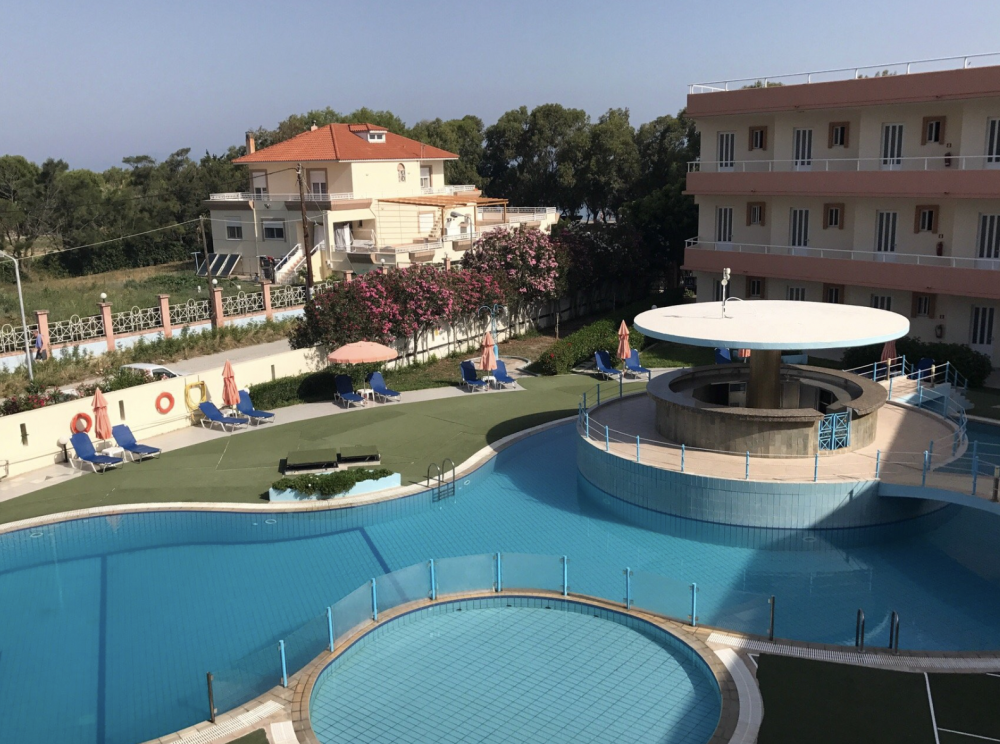 Katsaras Bayside Hotel 4*