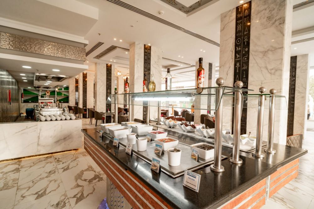 King Tut Aquapark Beach Resort 4*