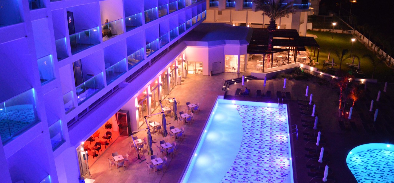 Vassos Nissi Plage Hotel 4*