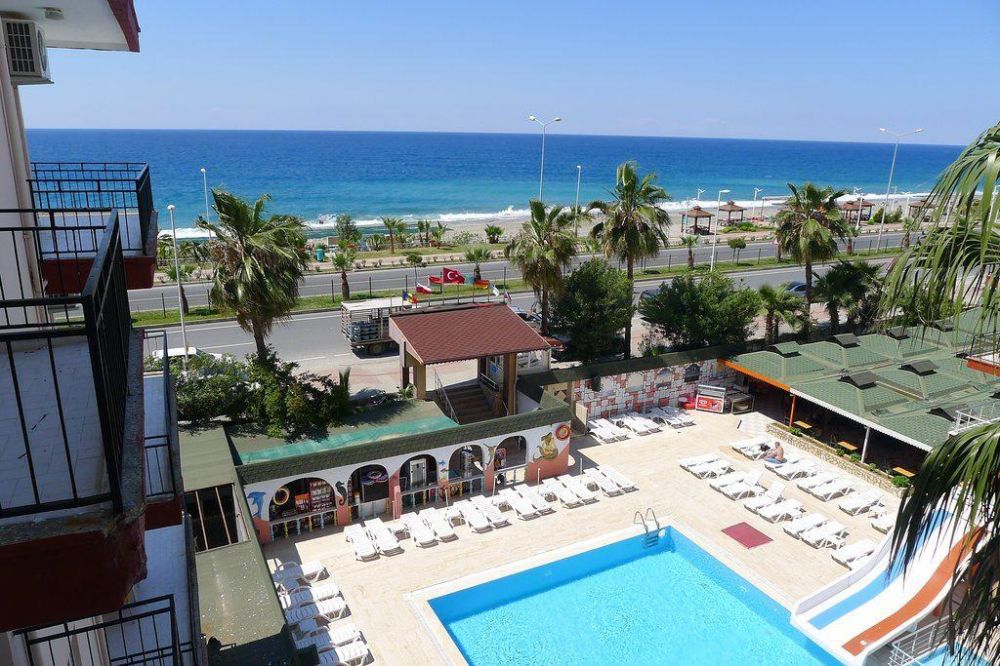 Astor Beach Hotel 3*