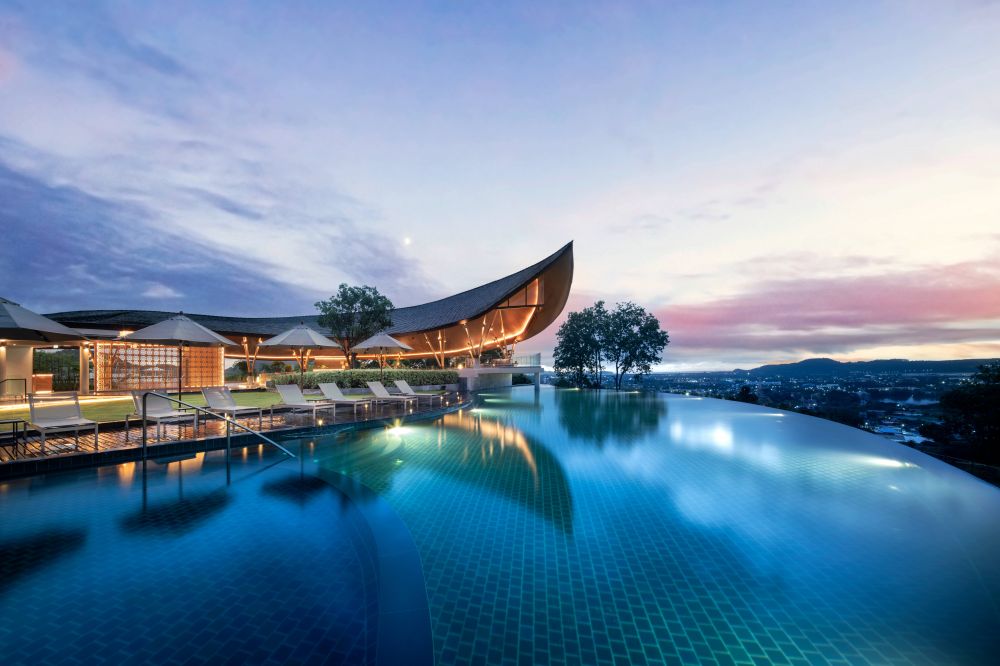 Noku Phuket 4*