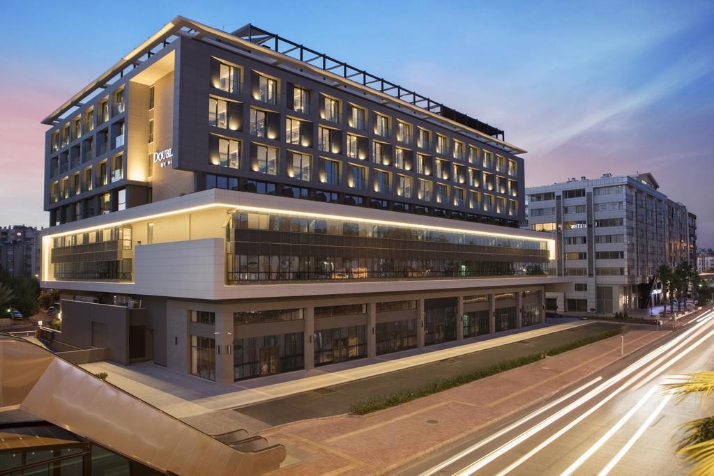 Doubletree By Hilton Antalya City Centre 5*