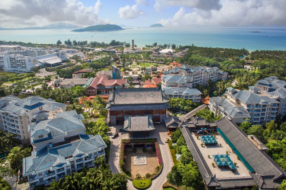 Swissotel Sanya Yalong Bay (ex. Huayu Resort & Spa Yalong Bay Sanya) 5*