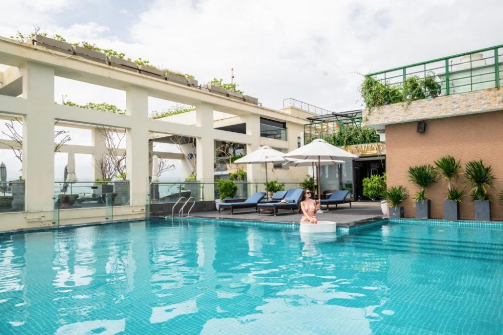 Canvas Danang Beach Hotel 4*