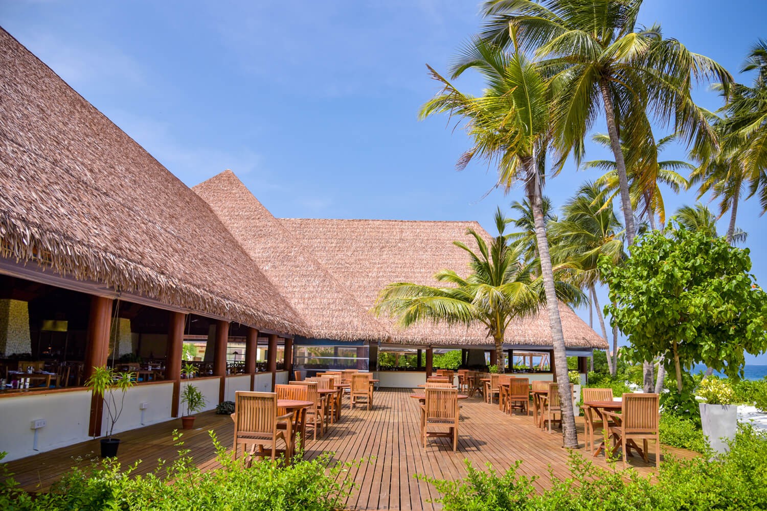 Reethi Faru Resort 4*