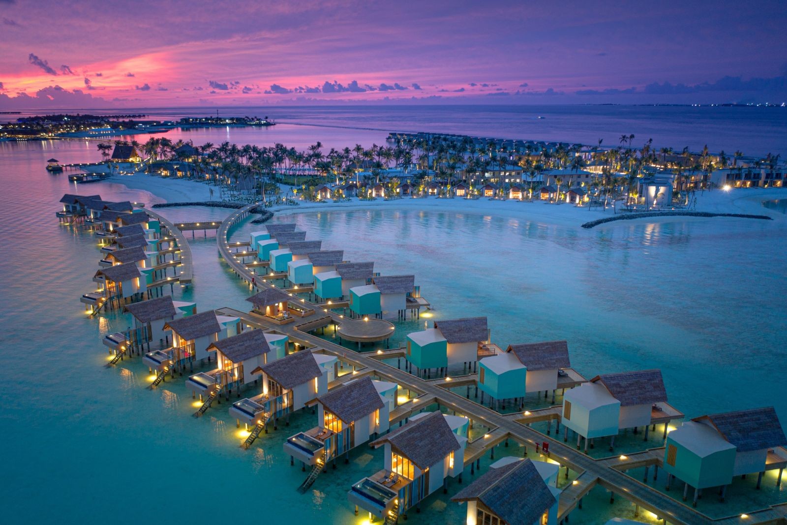 Hard Rock Hotel Maldives 5*