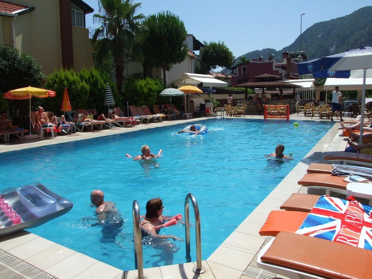 Club Selen Hotel Icmeler 3*