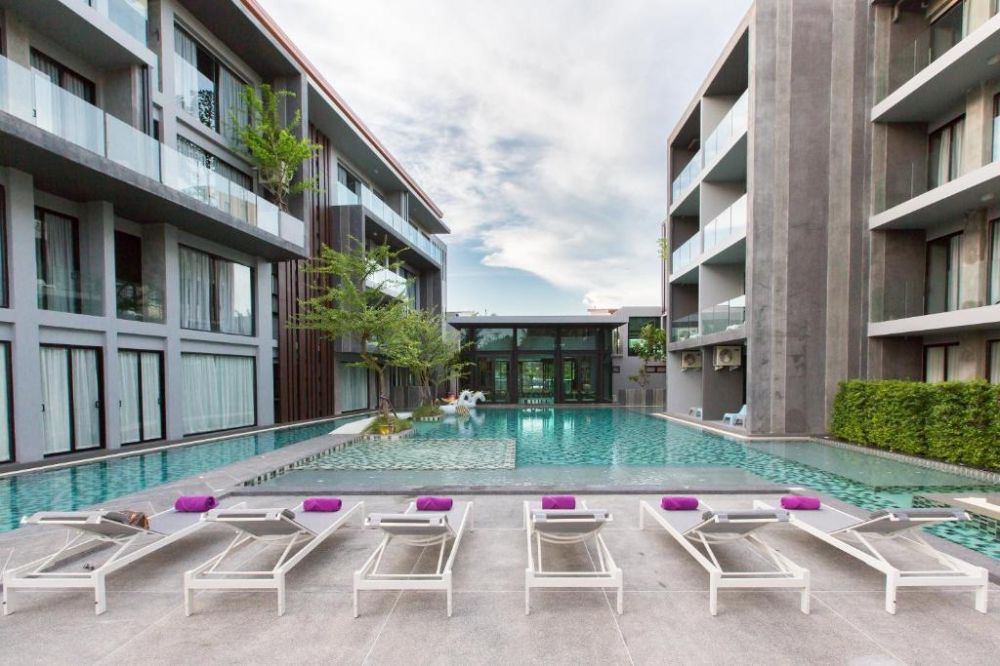 Maya Phuket 4*