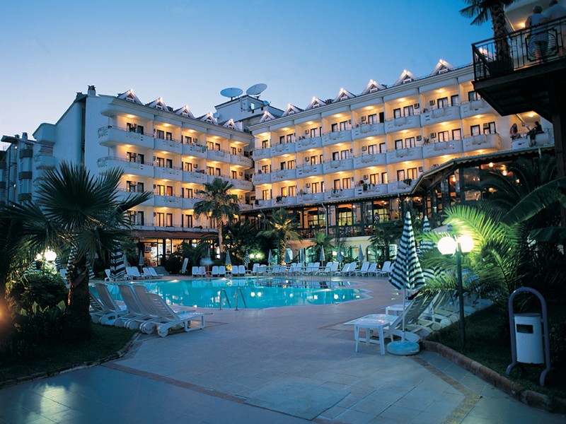 Pineta Club Hotel 4*