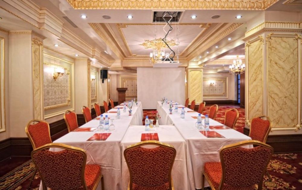 Deluxe Golden Horn Hotel 4*