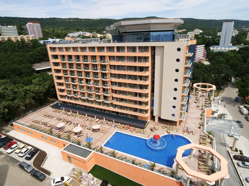 Astera Golden Sands 4*