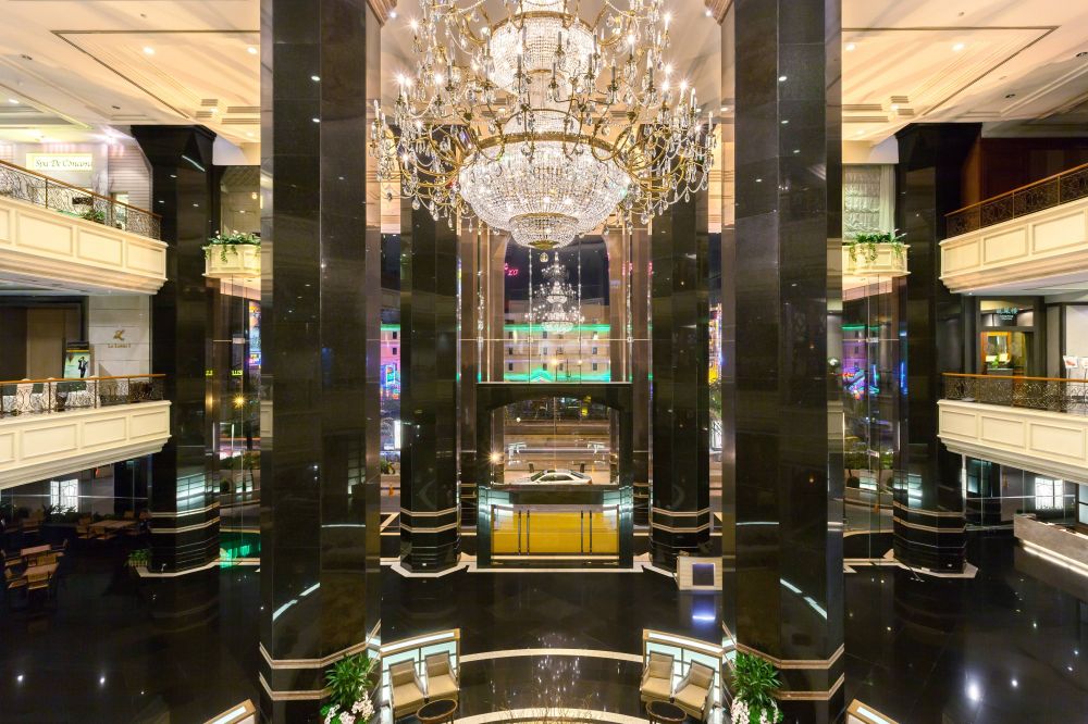 Swissotel Bangkok Ratchada 5*