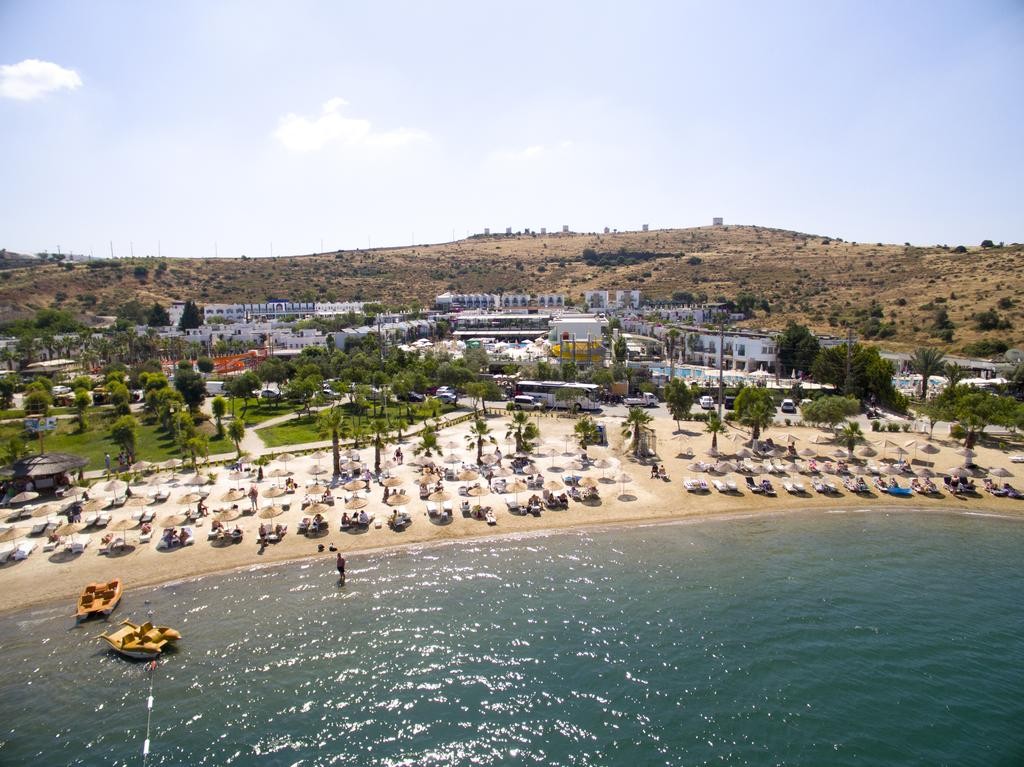 Jasmin Beach Hotel 4*