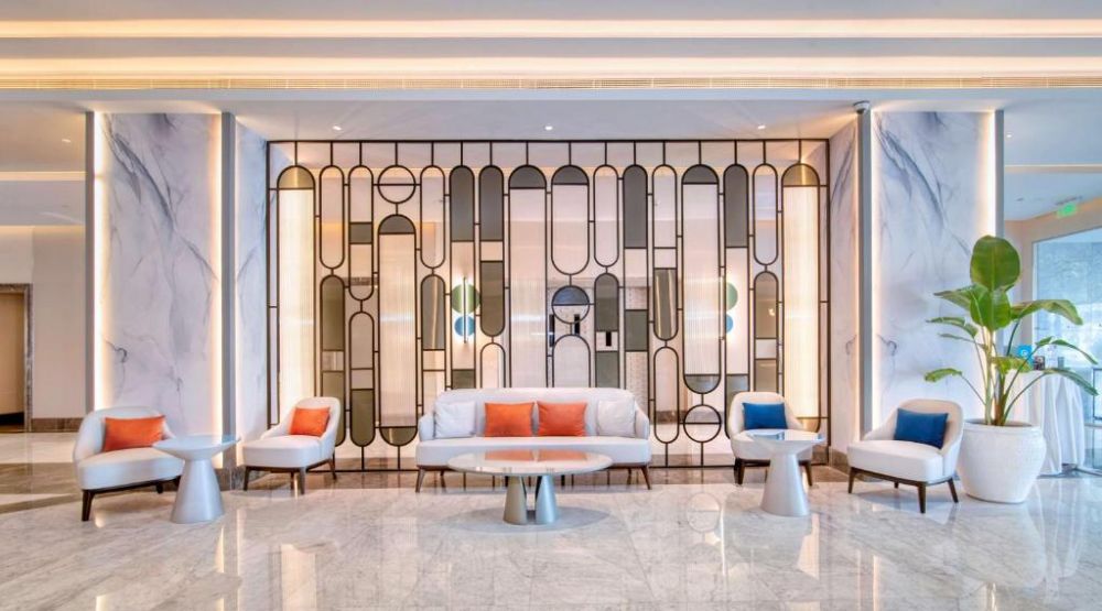 Radisson Blu Hotel & Resort Abu Dhabi Corniche (ex. Hilton Abu Dhabi) 5*